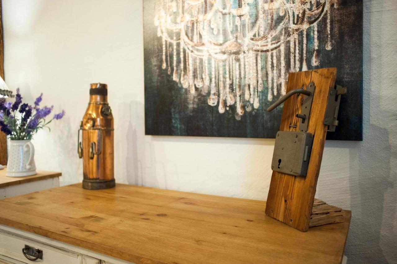 Pajta Apartman Es Vendeghaz Tata Bagian luar foto