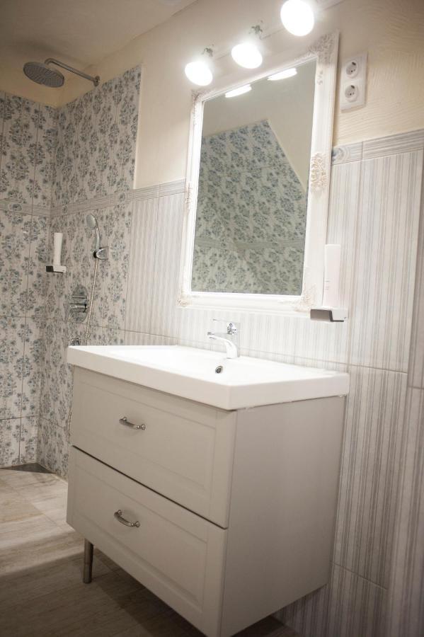 Pajta Apartman Es Vendeghaz Tata Bagian luar foto